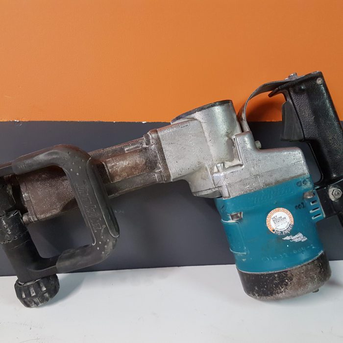 Breekhamer Makita 6 kant 940W